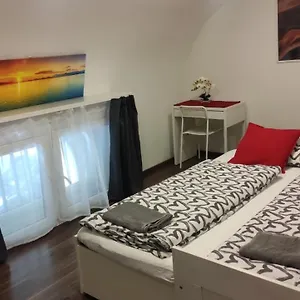 Eiffel-t45 Five Bedroom Appartamento Budapest
